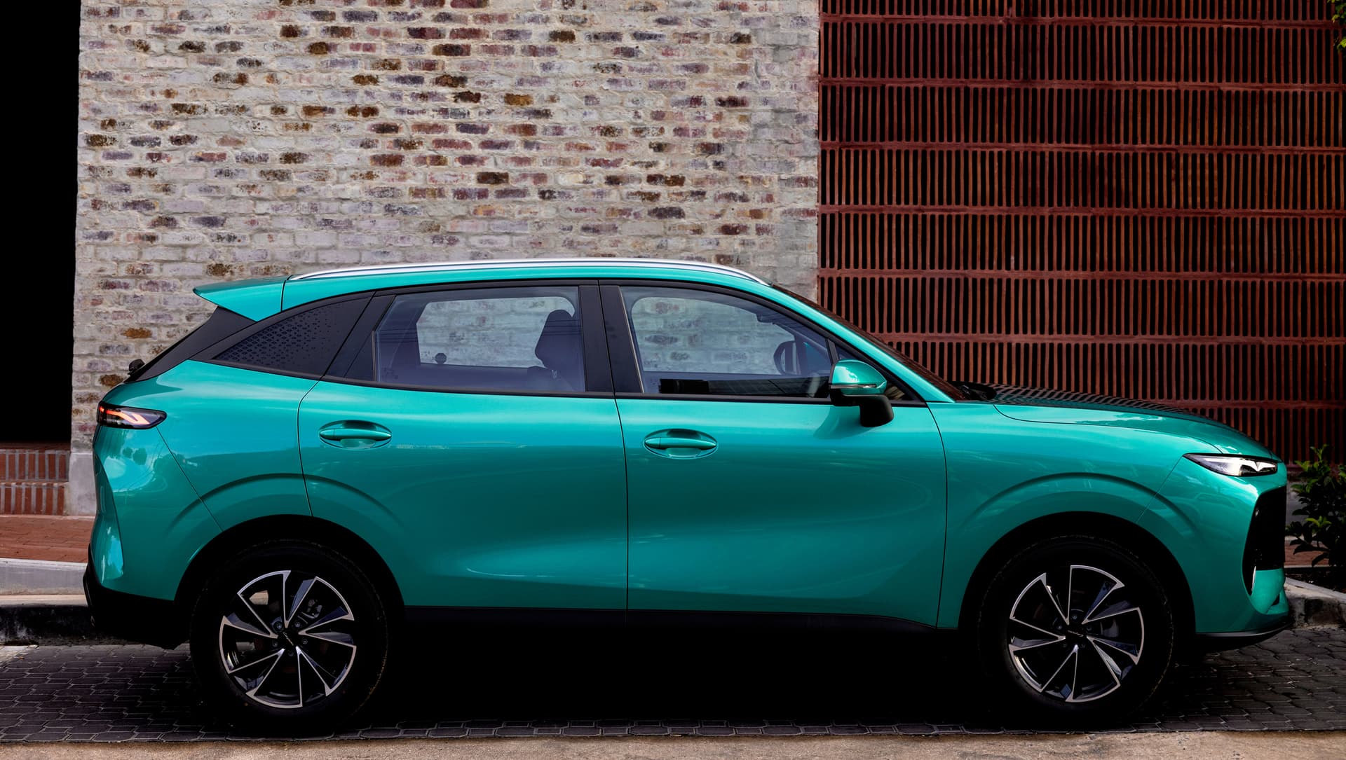 LEPAS L4 exterior view 5