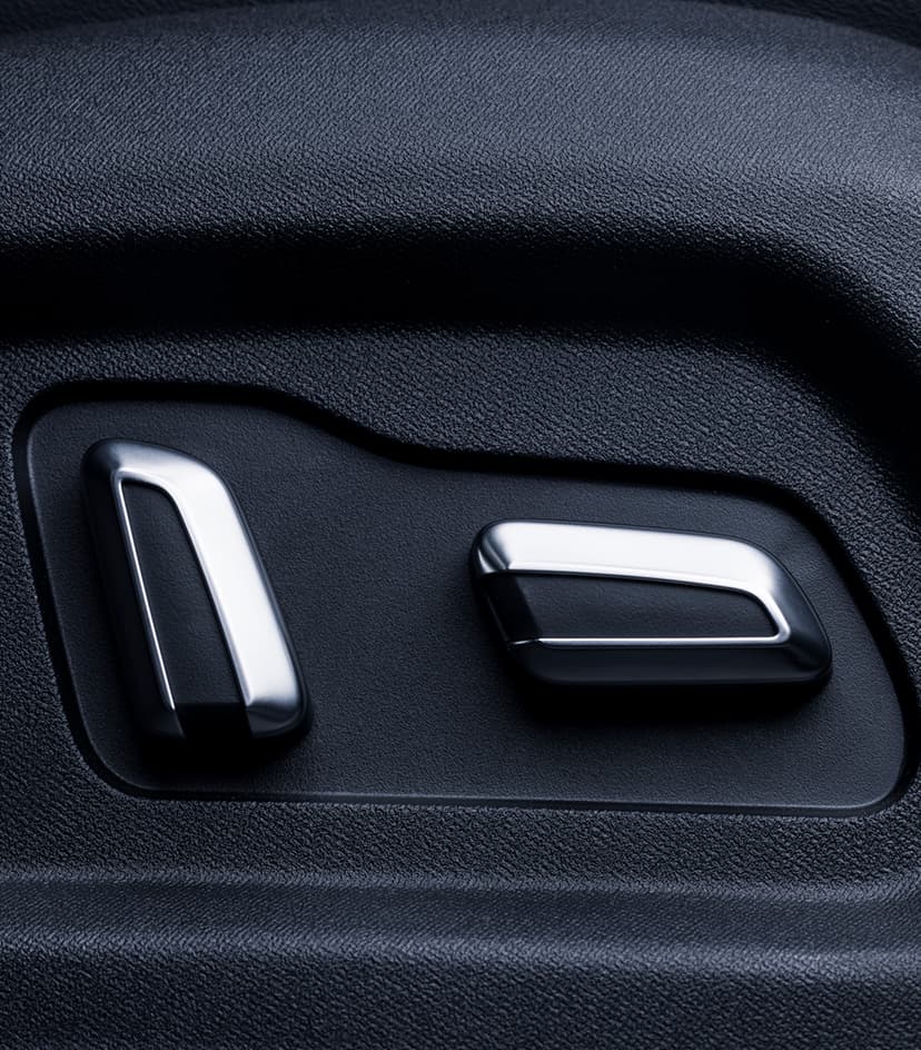 LEPAS L4 6 way adjustable front seats