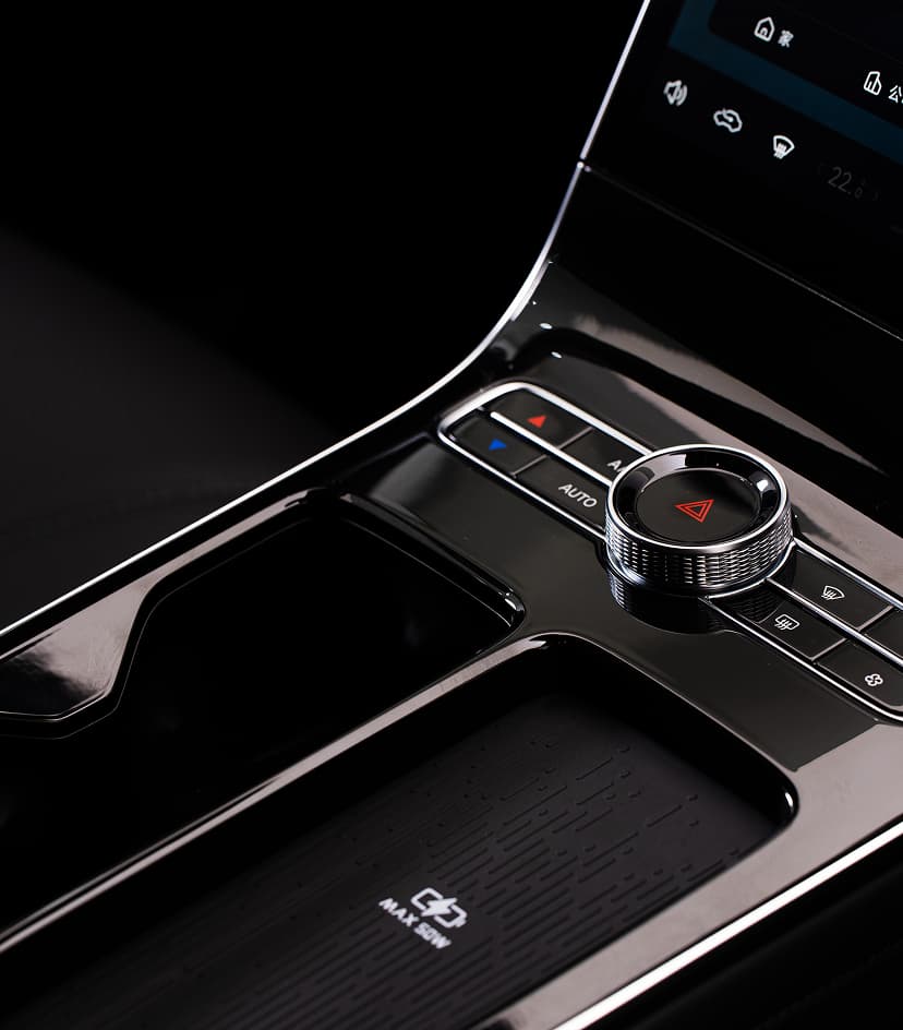 Wireless charging pad in the LEPAS L8 centre console